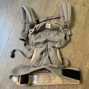Ergobaby Four Position Carrier in Gray